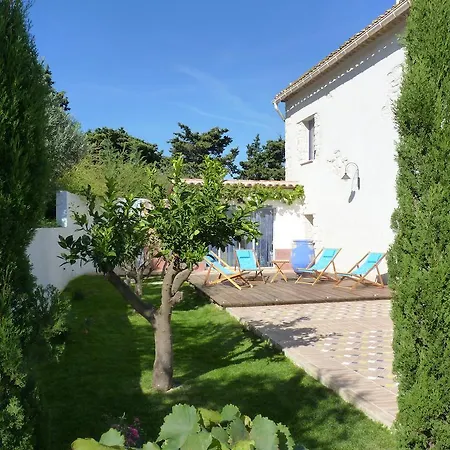 Domaine Les Ecuries Des Canutis * シジャン