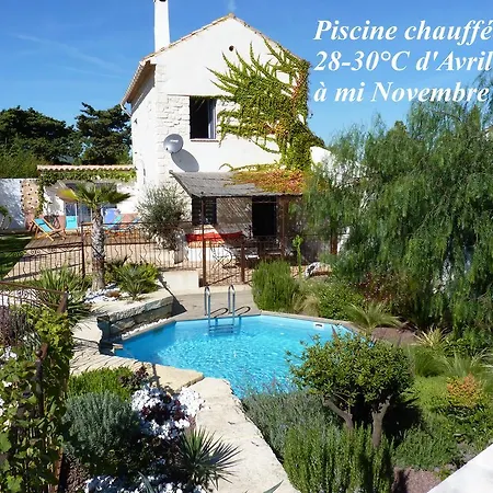 Holiday home Domaine Les Ecuries Des Canutis *